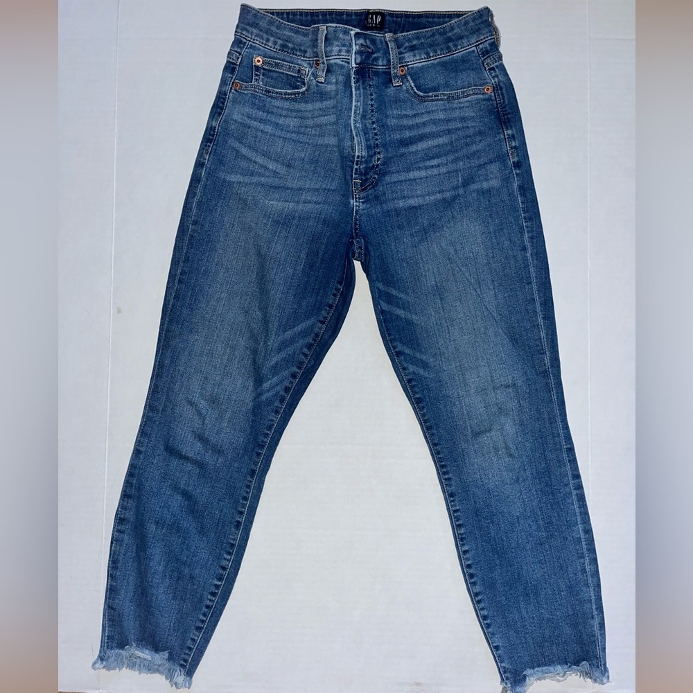 Gap Curvy True Skinny Petite Denim Jeans Distressed Cropped Capri